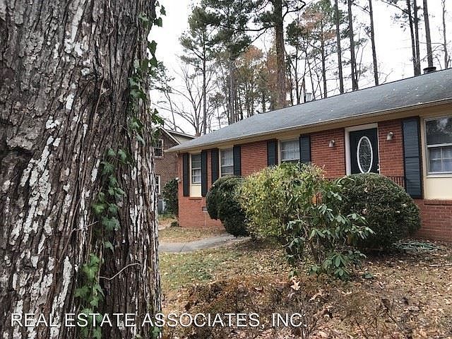 1st image of 3522 Barcelona Ave
