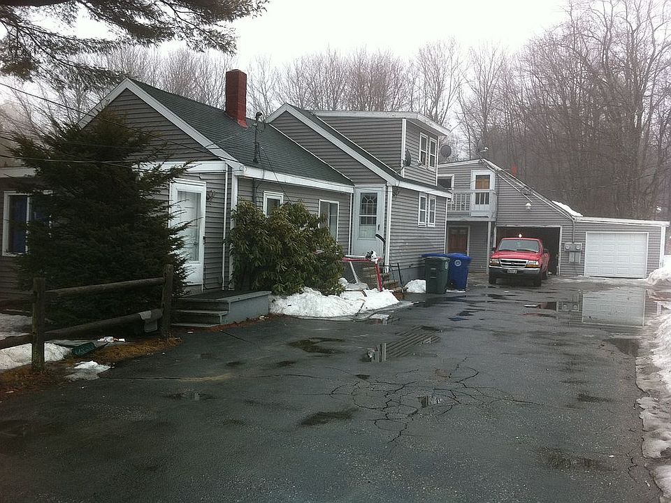 2nd image of 307 E Bridge St
