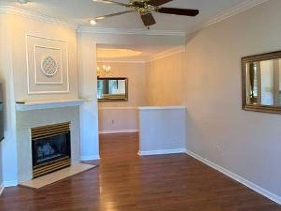 3rd image of 2133 Eastbrook SE