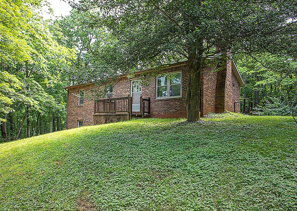 1st image of 239 Sanville Hts