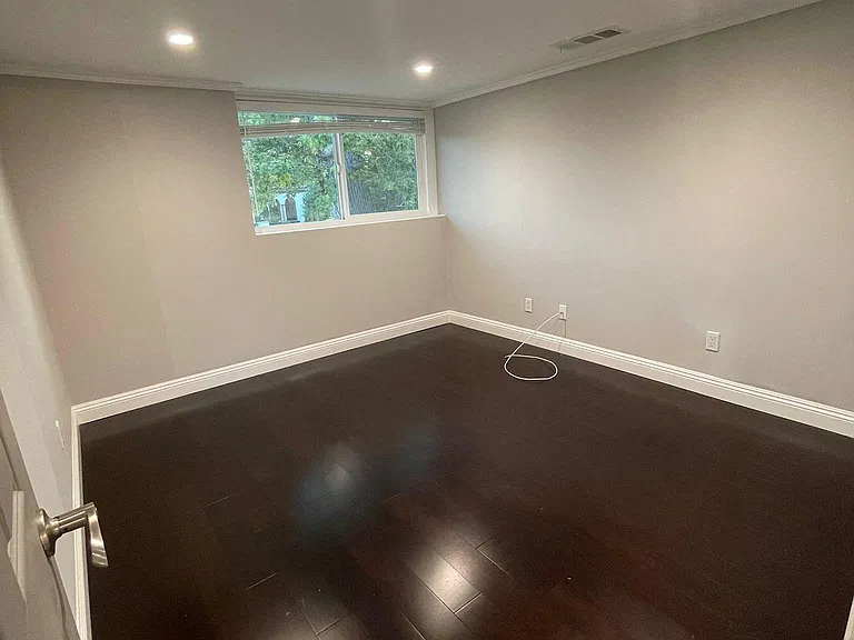 2332 S 4th Ave — Photo 8