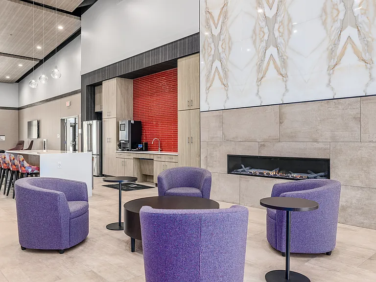 Clubhouse - Lounge