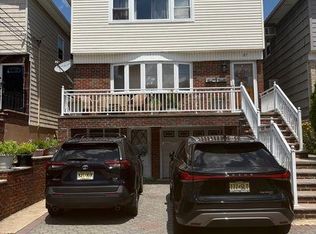 37 W 7th St FLOOR 2, Bayonne, NJ 07002