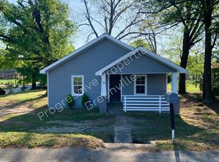 704 Sunnyside Dr, Greer, SC 29651