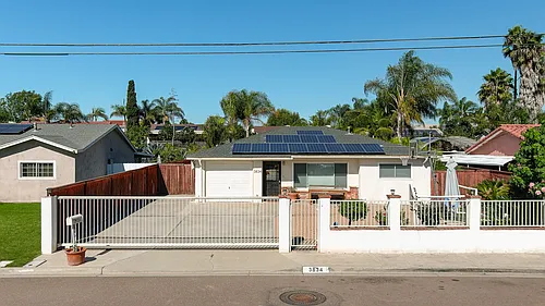 3834 La Rosa Dr #1 Photo 1