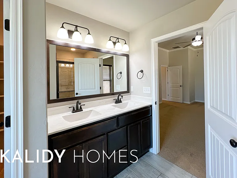4812 Crystal Hill Dr — Photo 14