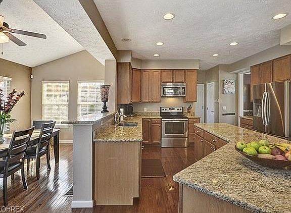 5th image of 6819 Great Oaks Pkwy