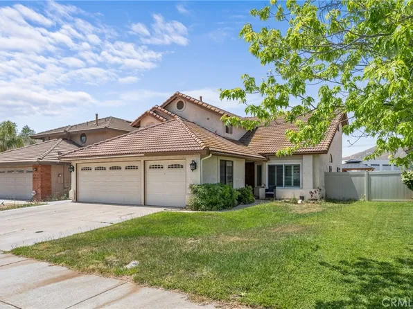 10701 Breezy Meadow Dr, Moreno Valley, CA 92557