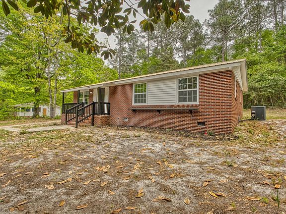 4th image of 3016 Wagener Rd