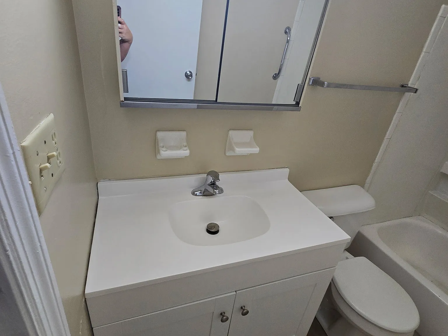 1 bed, 700 sqft, $950 — Photo 4