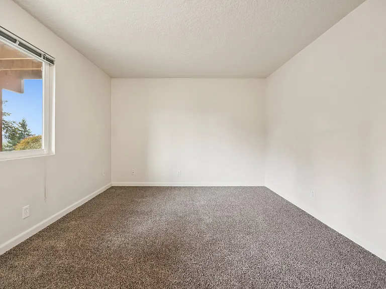 Fairmount Park Apartments — Photo 24