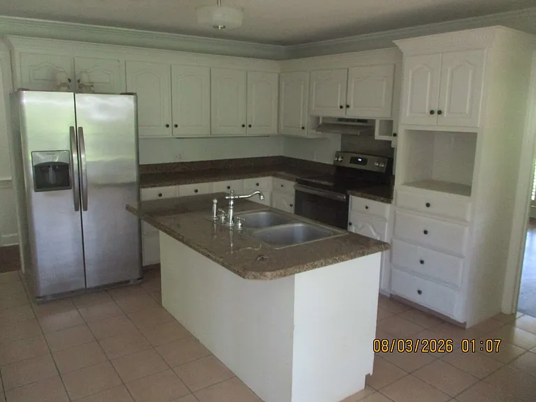 2420 E Alberson Dr — Photo 6