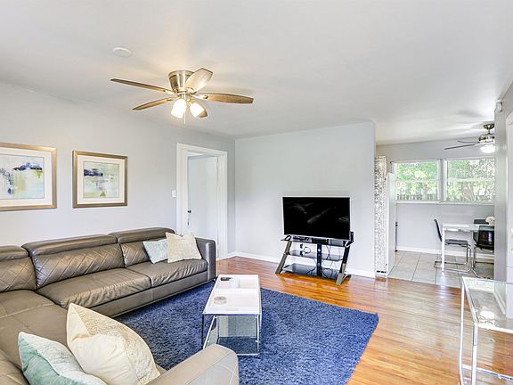 4th image of 2300 Jackson Bluff Rd