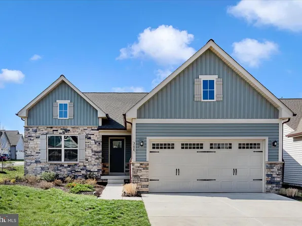368 Crown Point Dr, Frederick, MD 21702