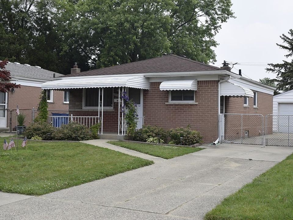 1st image of 27426 Townsend Ave