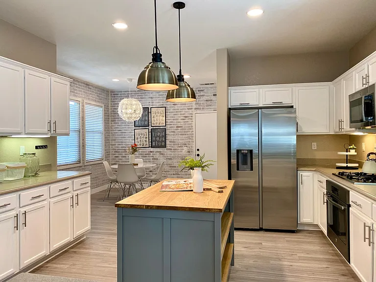 6582 Gladiola St — Photo 13