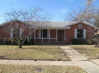 2111 Riverway Dr, Dallas, TX 75227