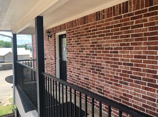 1402 Hunt St, Commerce, TX 75428