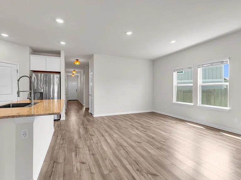 104 Javans Nest — Photo 9