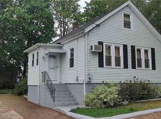 72 Hillcrest Ave, Pawtucket, RI 02860