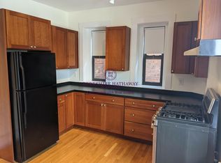 7 Brookline St APT 1, Cambridge, MA 02139