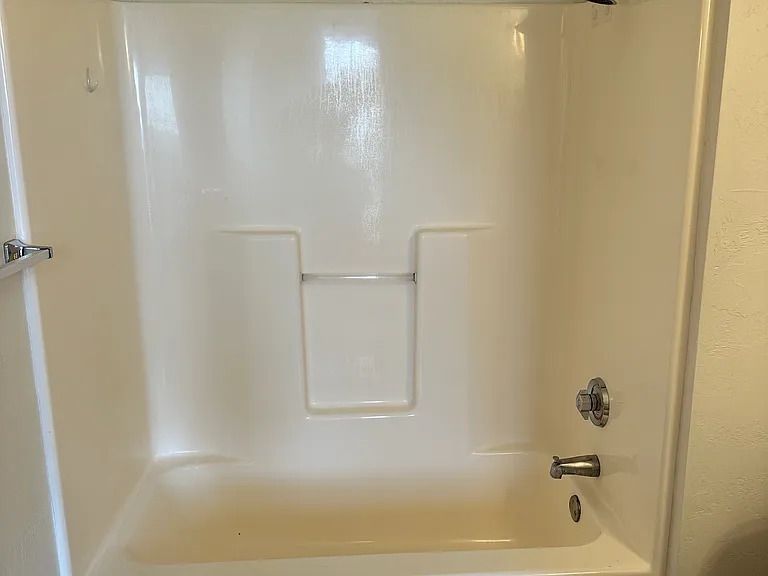 276 Kelly Blvd — Photo 19