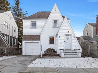 116 Roosevelt Ave, Hasbrouck Heights, NJ 07604