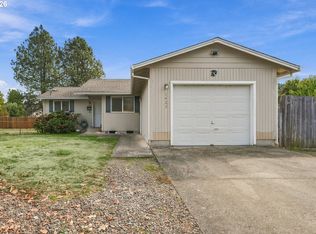 1422 Don Mar Ct, Sutherlin, OR 97479