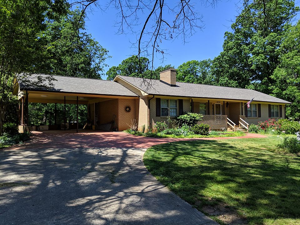 1st image of 1834 Windmill Ln