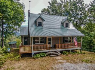 81 Gray Fox Rd, Rosman, NC 28772