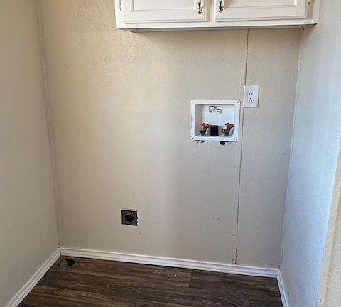 3rd image of 10701 Fm 607 N #11