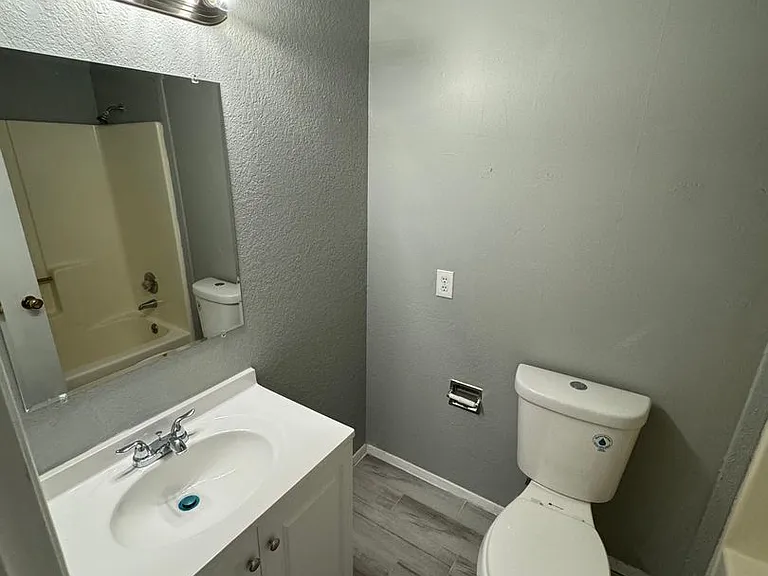 2930 Claude Dove Dr #2 — Photo 5