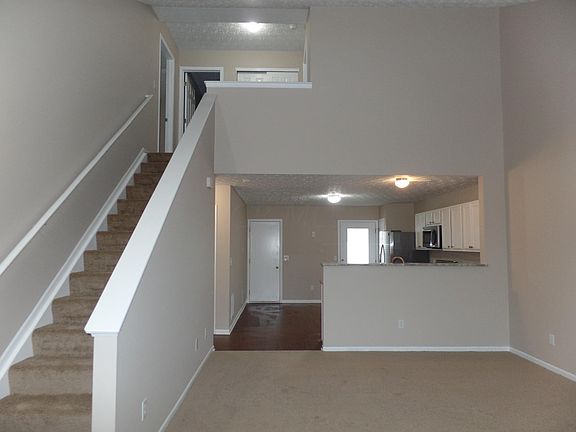 2nd image of 7141 Austrian Way
