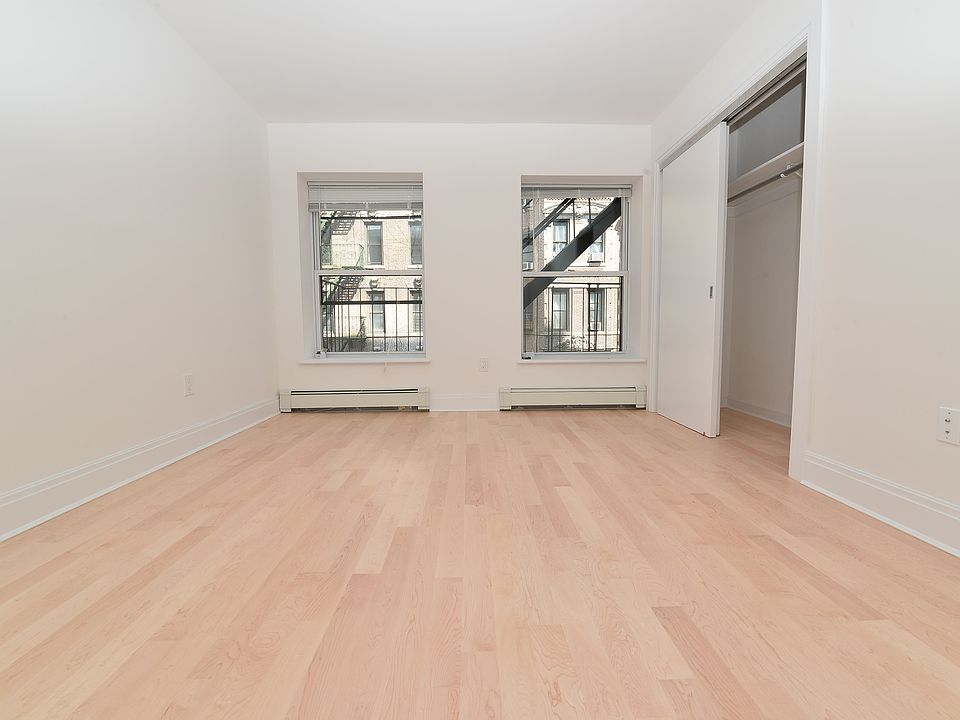 1st image of 143 Orchard St APT 3A
