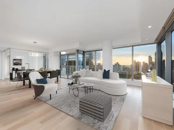 667 Howe St #2301, Vancouver, BC V6C 0B5