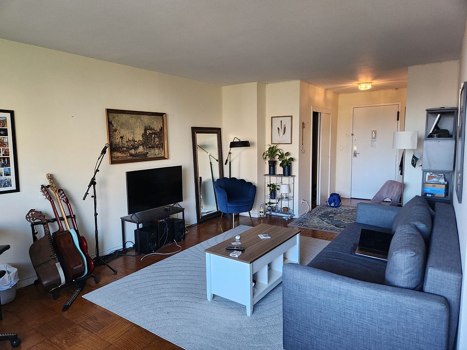 1st image of 392 Central Park W APT 8S