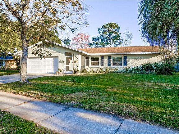 3rd image of 689 Grackle Dr