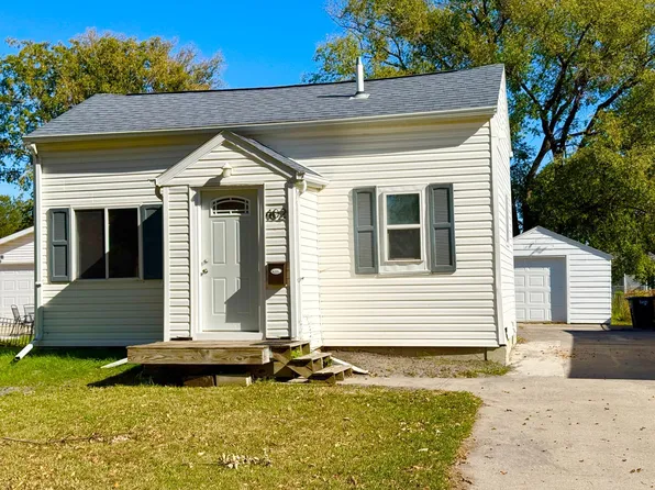 402 22nd St S, Fargo, ND 58103