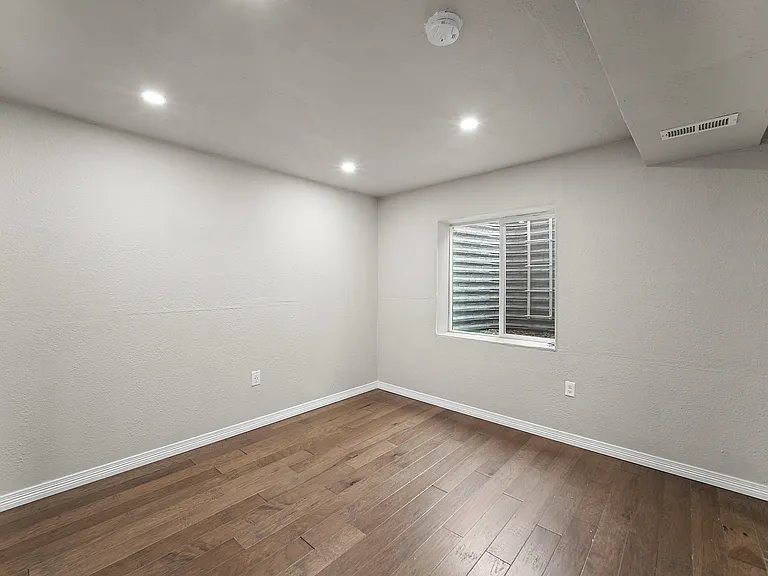 10873 Rowley Dr — Photo 26