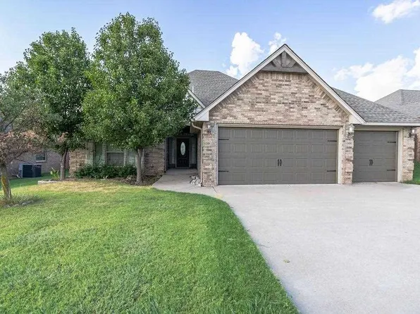 4308 NE Mossy Oak Dr, Lawton, OK 73507