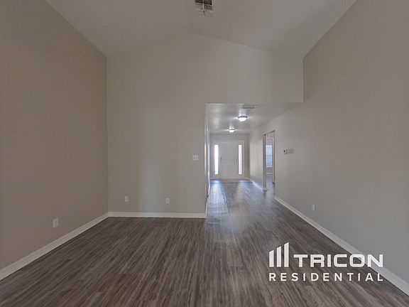 2nd image of 1080 Osprey Cove Cir