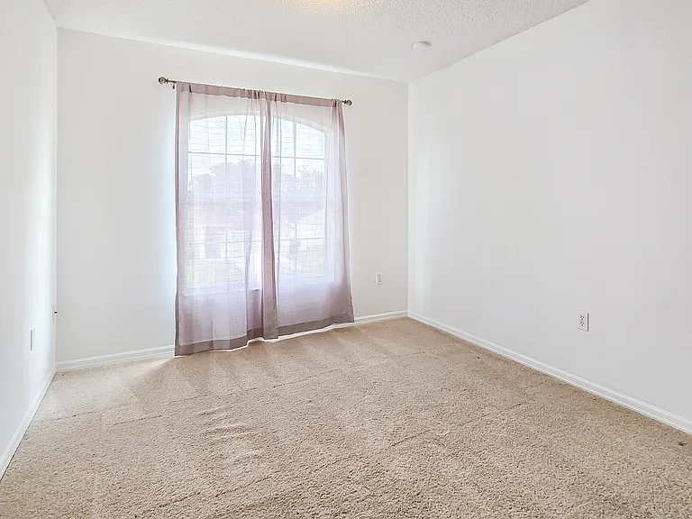 408 Eagle Dr — Photo 17