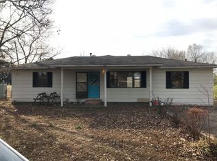 304 E Wheel St, Strawberry, AR 72469