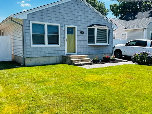 88 Woodland Drive, Keyport, NJ 07735