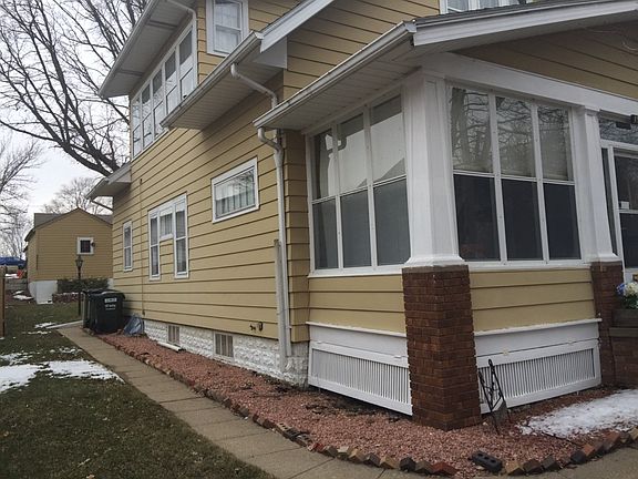2nd image of 1922 W Horne Ave