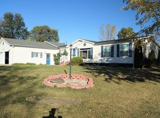 108 1 1/2 Ave, Edgeley, ND 58433