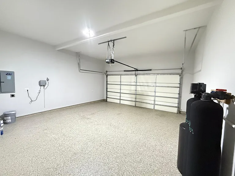 10678 Grayhead Dr — Photo 24