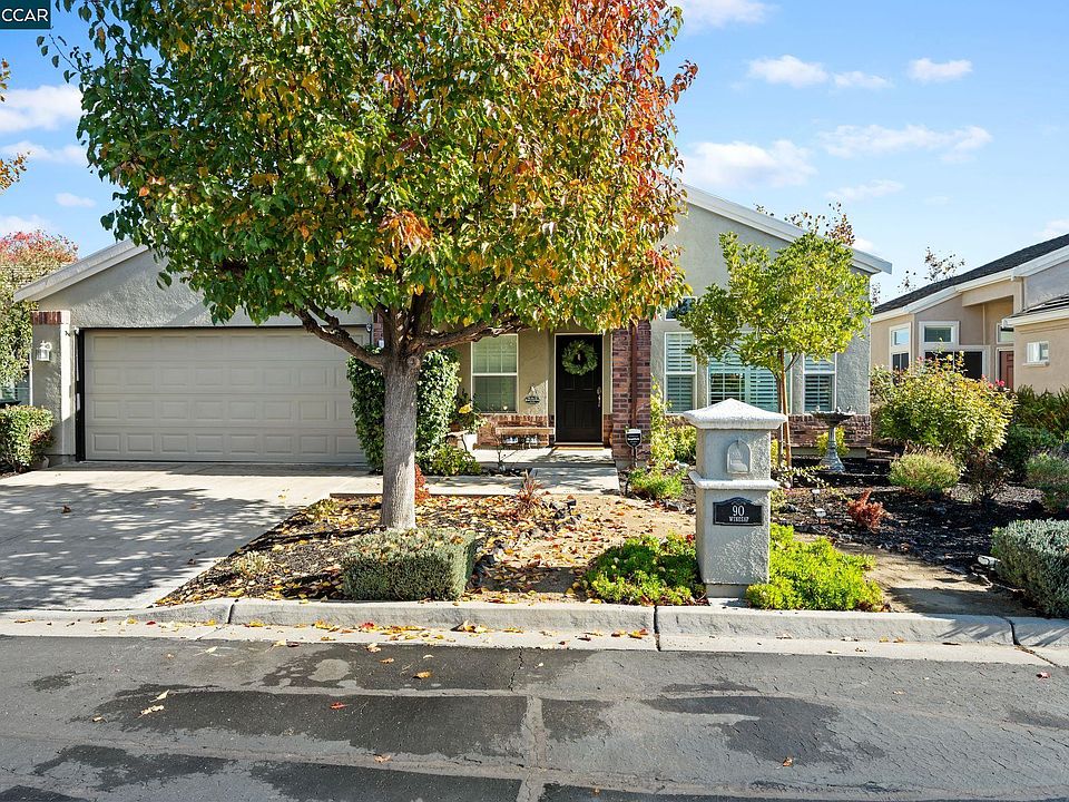 1st image of 90 Winesap Dr