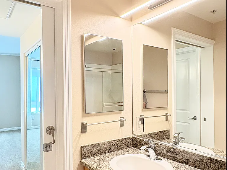 100 S Alameda St #232 — Photo 15