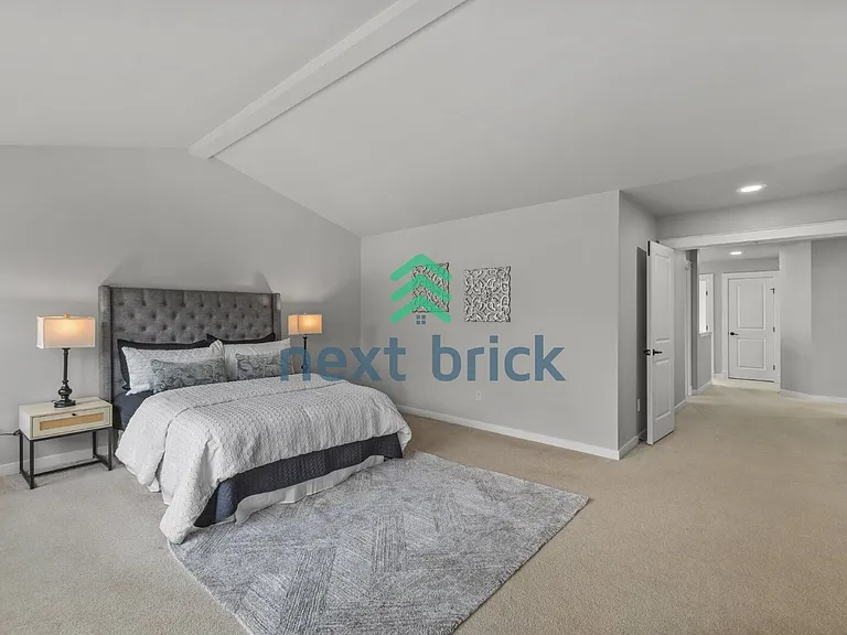27174 SE 18th Pl — Photo 21